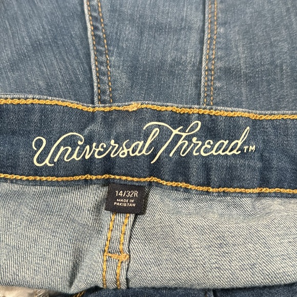 Universal Thread  Mediun Wash High Rise Skinny Denim  Jeans Size 32 - Picture 8 of 11